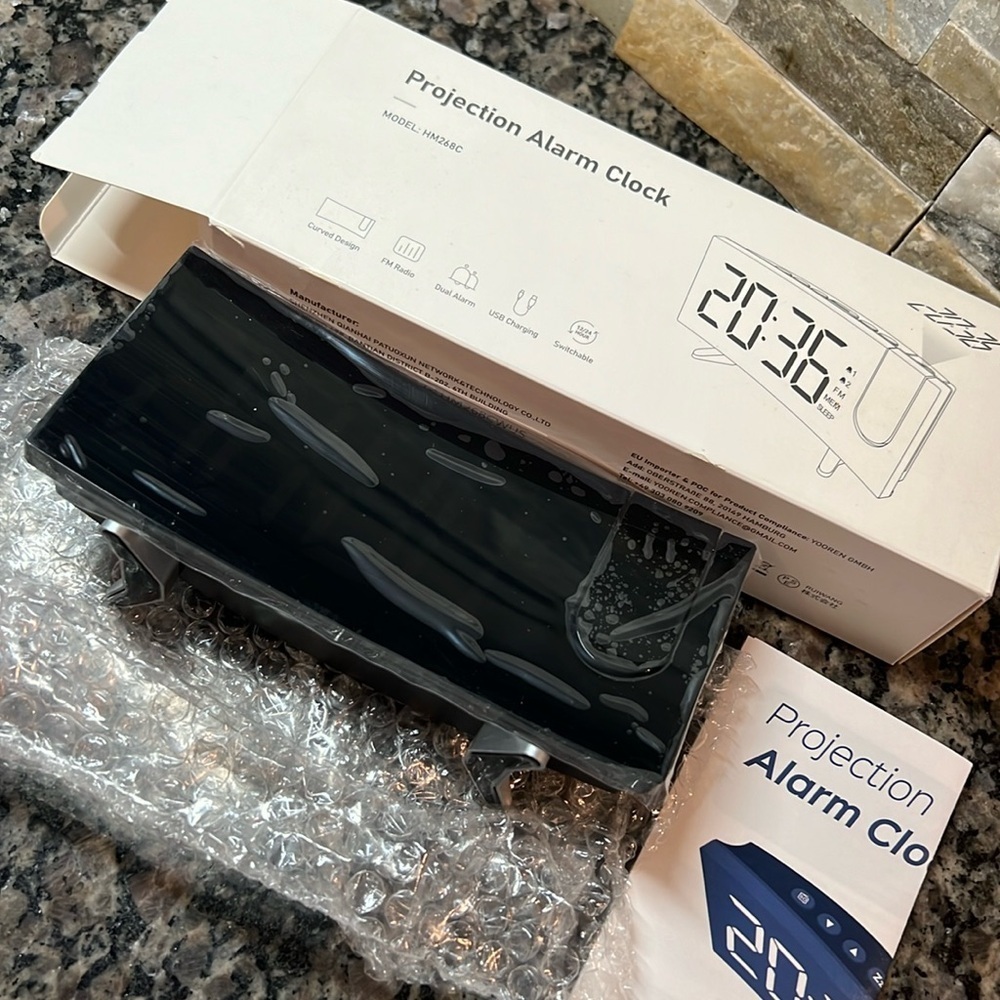 Projection alarm clock NIB